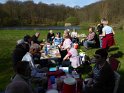 2017-03-30 12-18-26 Rando Meudon-Pique nique
